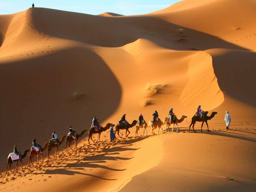 Tour de 3 dias desde Errachidia a Merzouga Camel Trekking en el desierto